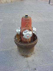 Offener Feuerwehrhydrant