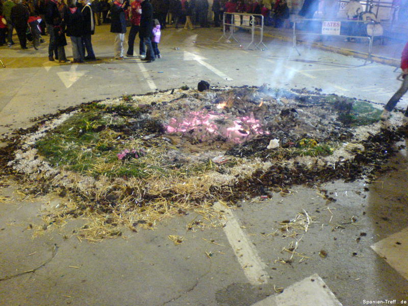 Asche der Fallas Figuren in Benicarló