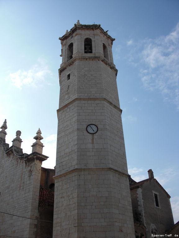 Kirchturm der Kirche Sant Bartomeu von Benicarló