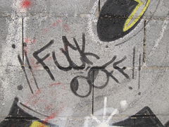 Graffiti mit Fuck OOFF