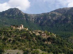 Deià un pueblo muy bonito.