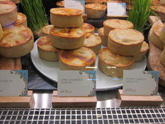 Chorizo Pie (Kuchen) bei Harrods in London